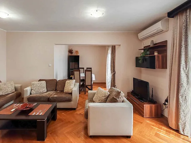 Helle 3-Zimmer-Wohnung, 78 m², Budva — photo 5